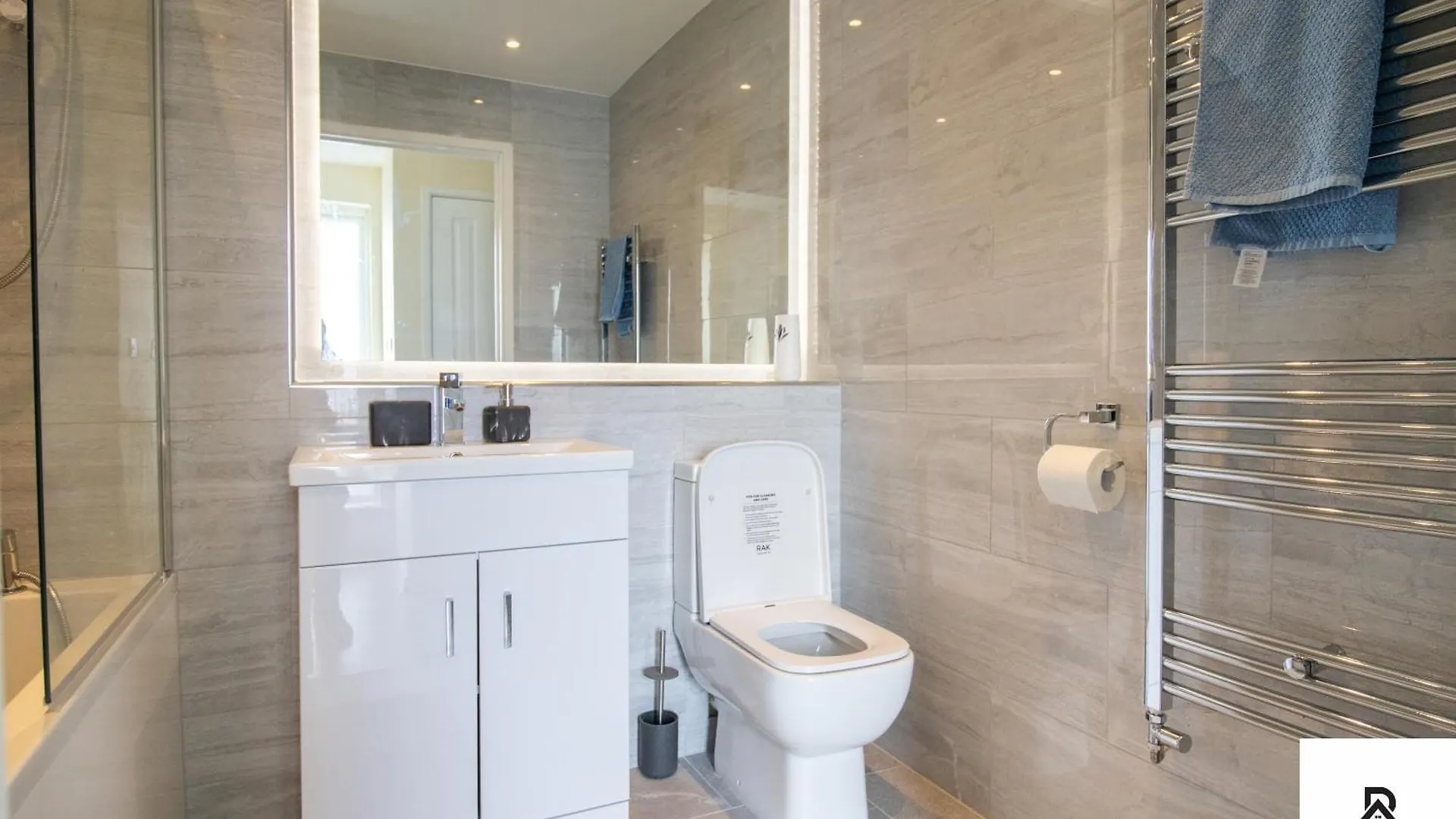 Newly Launched Two Bedroom House By Den Accommodation Short Lets & Serviced Accommodation With Garden Λονδίνο 0*,