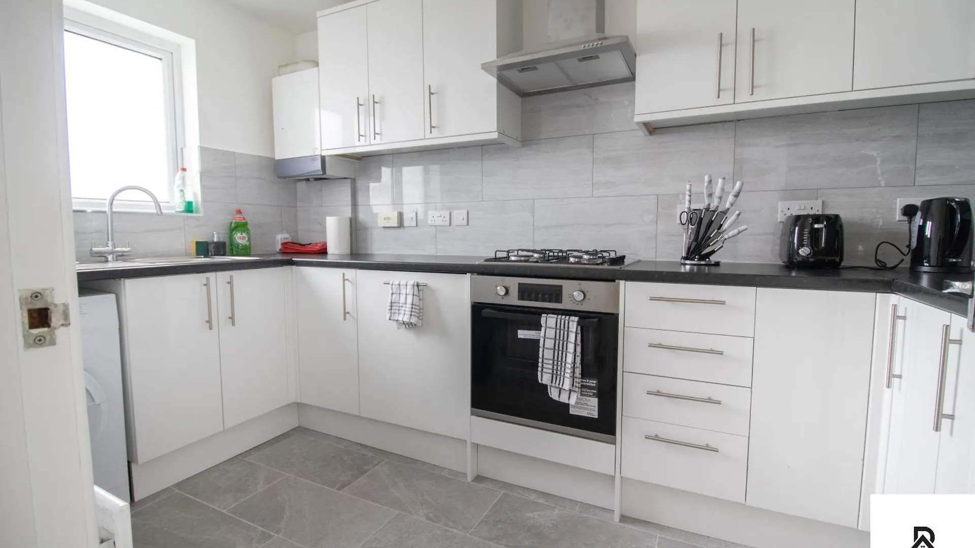 Holiday home Newly Launched Two Bedroom House By Den Accommodation Short Lets & Serviced Accommodation With Garden London United Kingdom